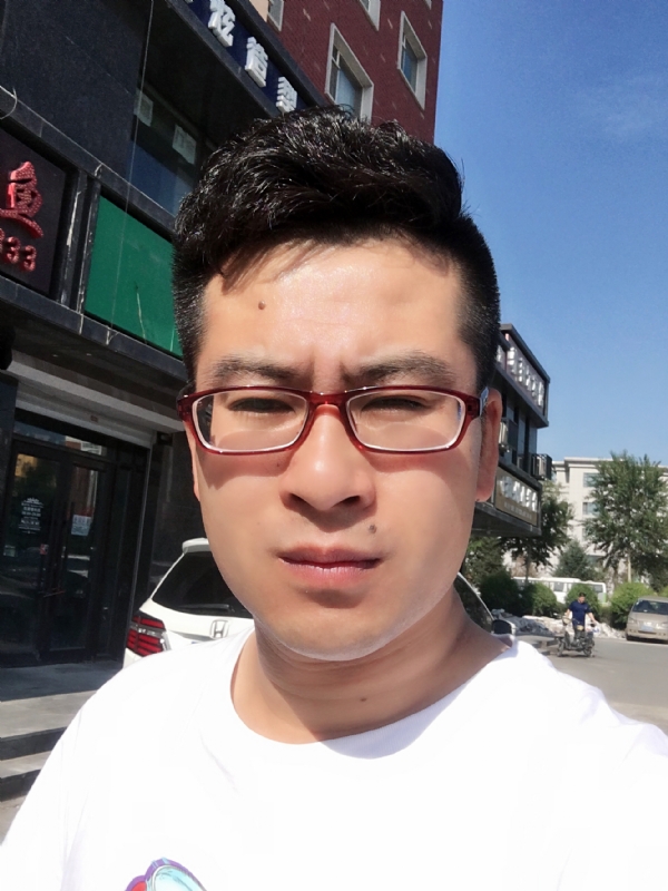 AA首席的第一张照片--吉林闪婚服务中心