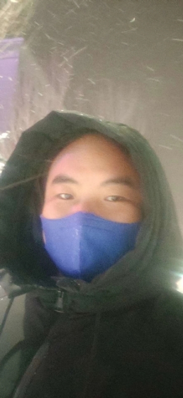 海子的第一张照片--吉林闪婚服务中心