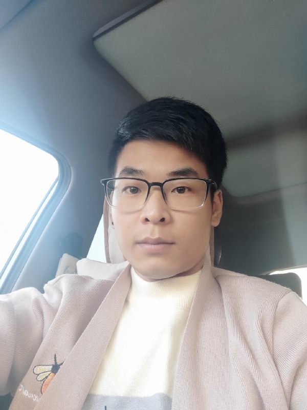 小奕的第一张照片--吉林闪婚服务中心