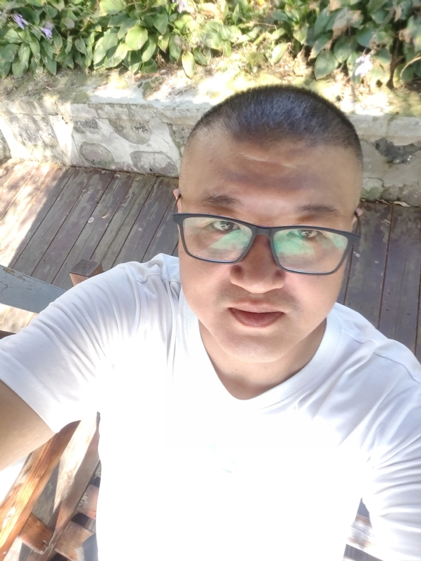 羊十八的第一张照片--吉林闪婚服务中心