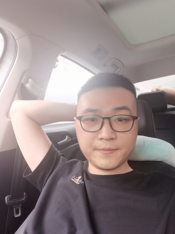 JingY的第一张照片--吉林闪婚服务中心